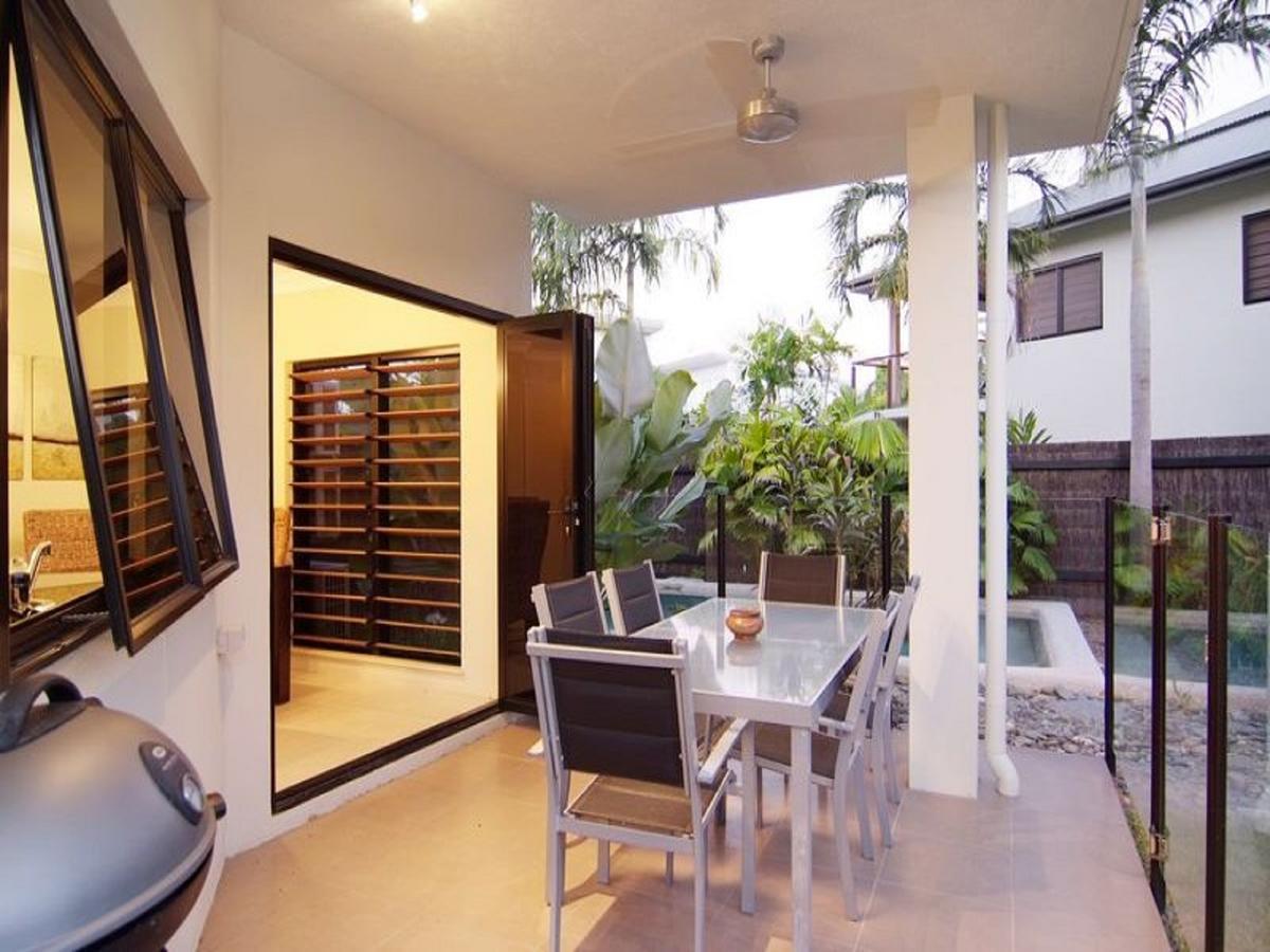 Hai Villa Port Douglas Kültér fotó